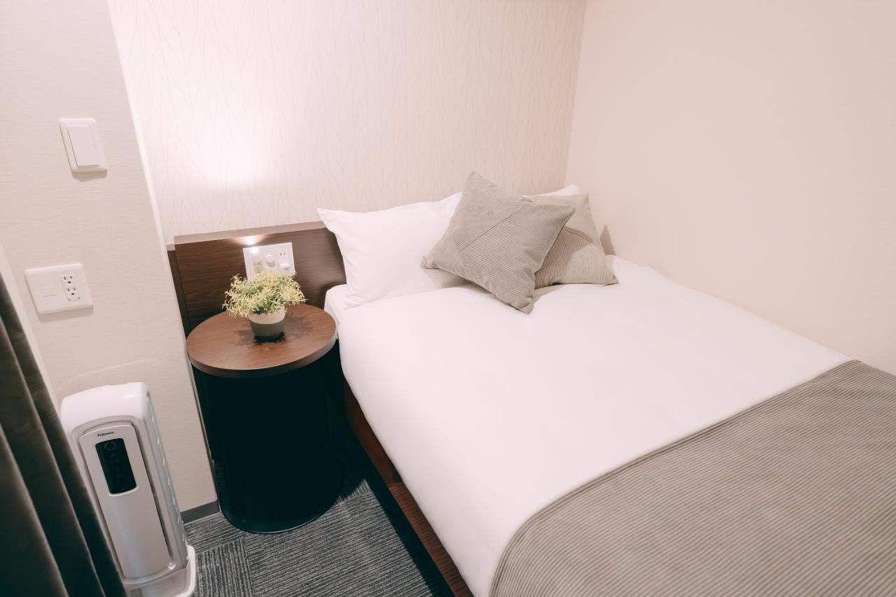 R Hotel Honmachi Osaka Exterior photo
